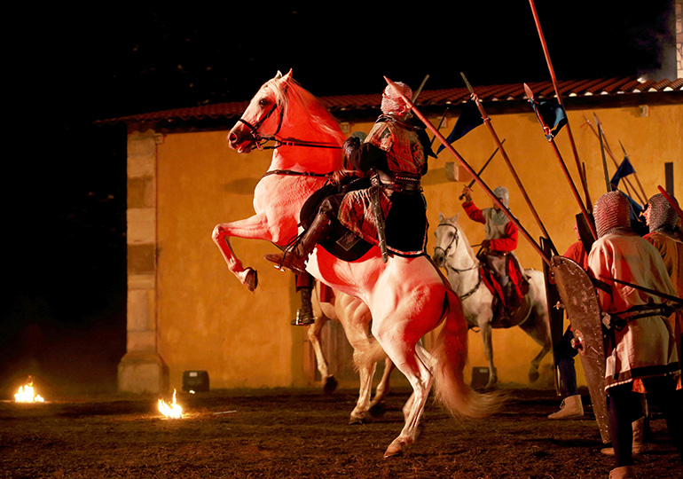 Casting para bolsa de personagens históricas 