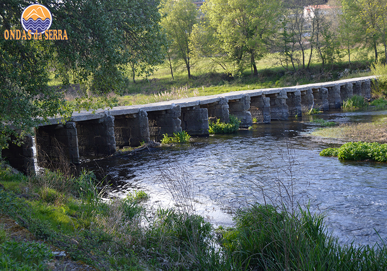 Ponte medieval sobre o Rio Tâmega