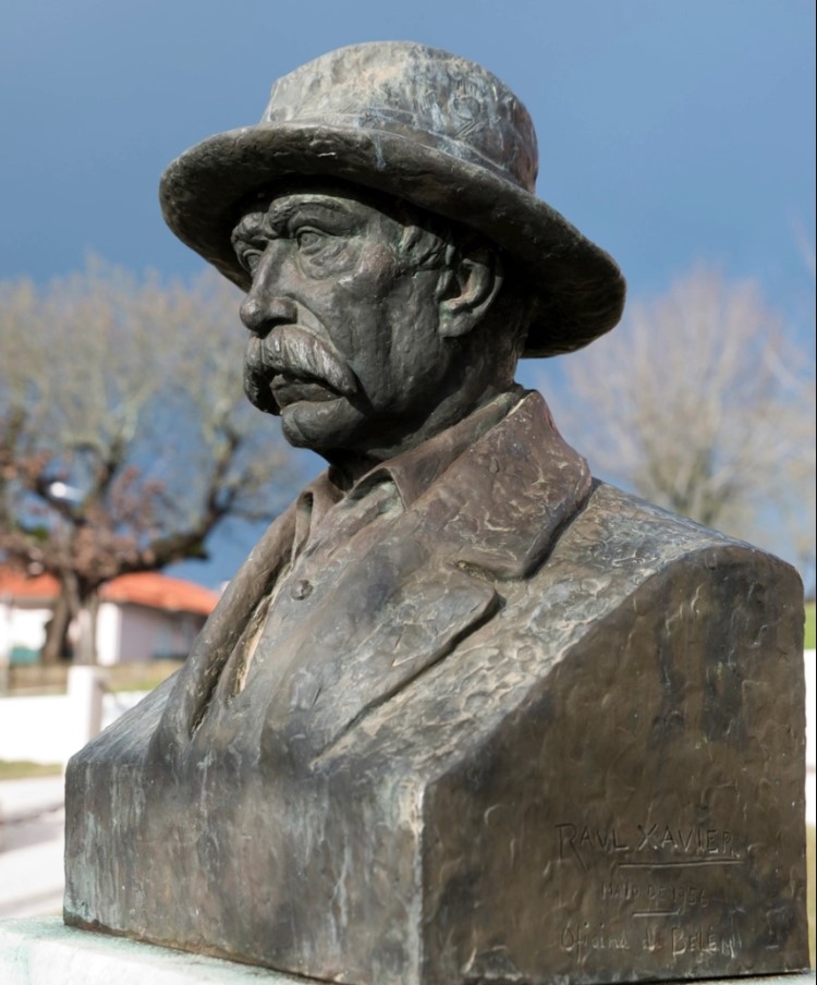 Monumento a Manuel Alves, Poeta Cavador - Anadia