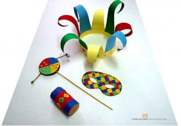 Oficinas de Carnaval no Museu do Papel
