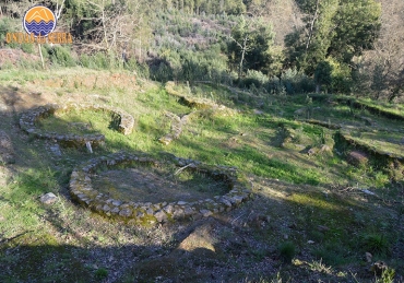 Castro de Ovil é um antigo povoado da Idade do Ferro